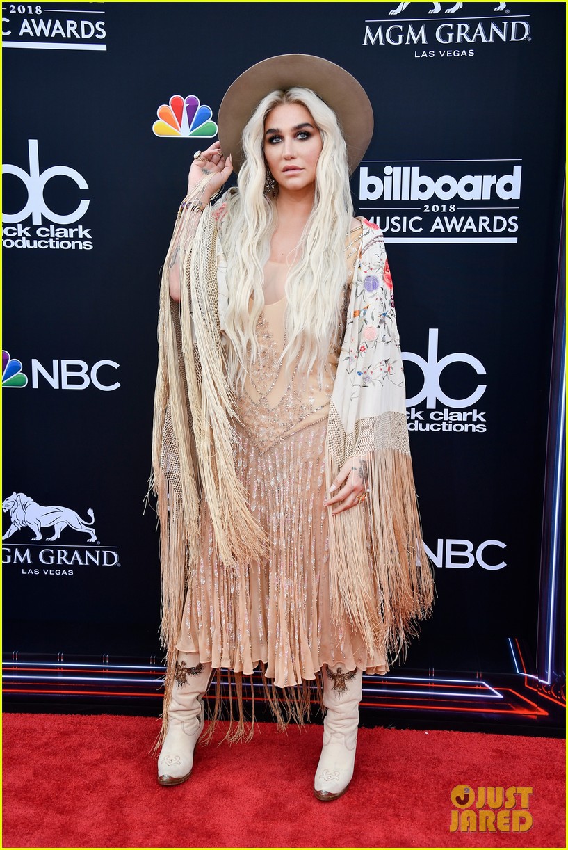 Billboard Music Awards 2018: Taylor Swift nổi bần bật giữa dàn sao đình đám